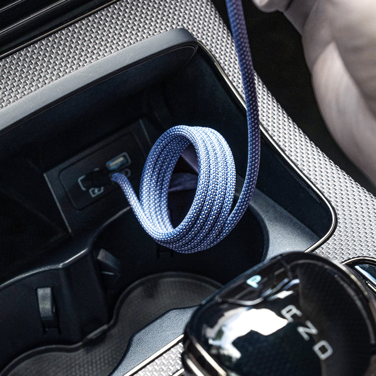 Magnetic charging cable - Nordeco House