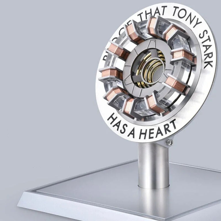 Eisenbogenreaktor-Herz-LED-Lampe | Aluminiumständer