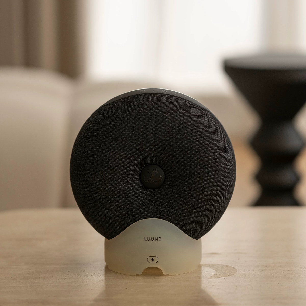 Donut speaker ambient light rear speaker